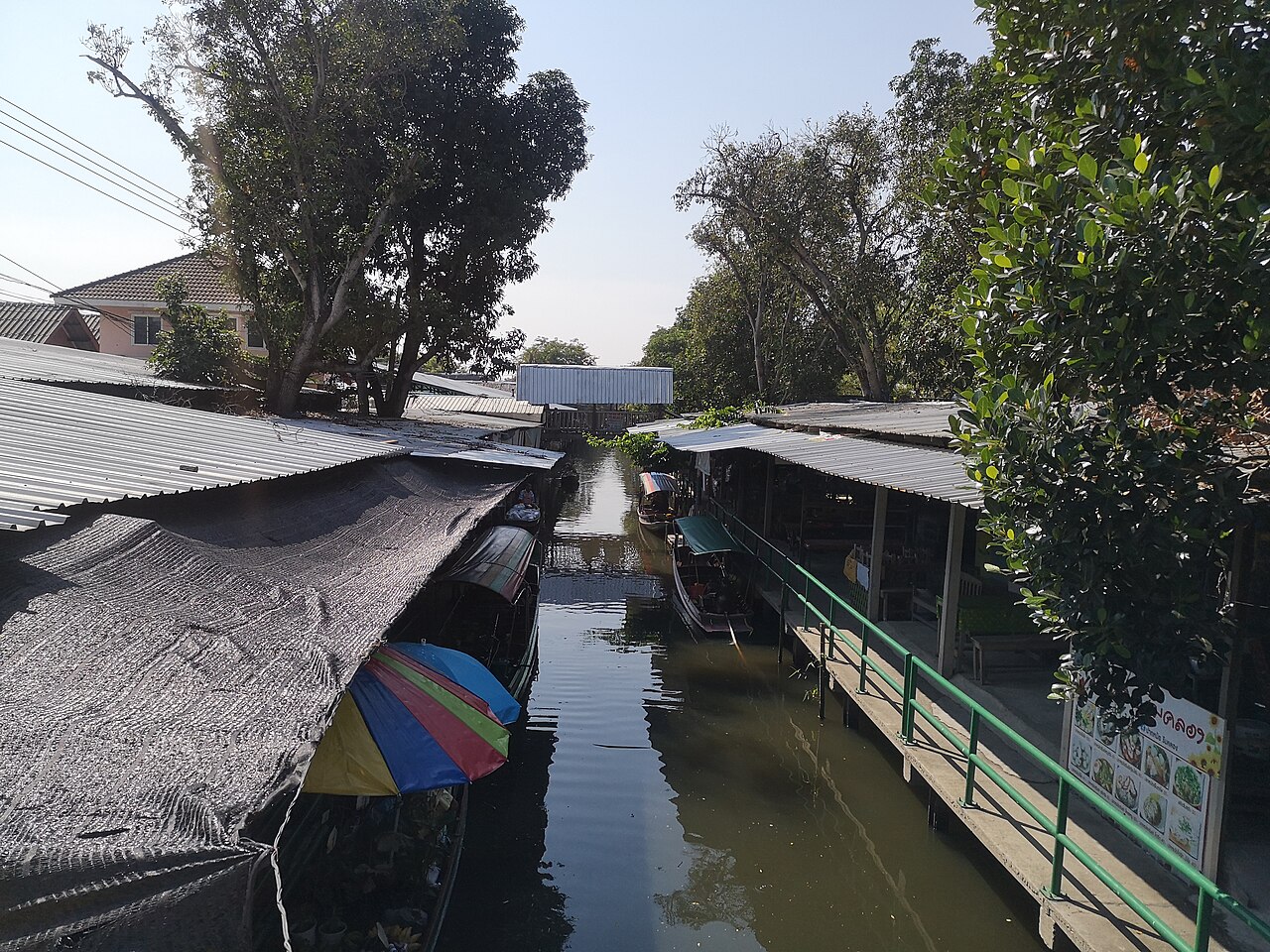 ตลาดน้ำคลองลัดมะยม กรุงเทพฯ