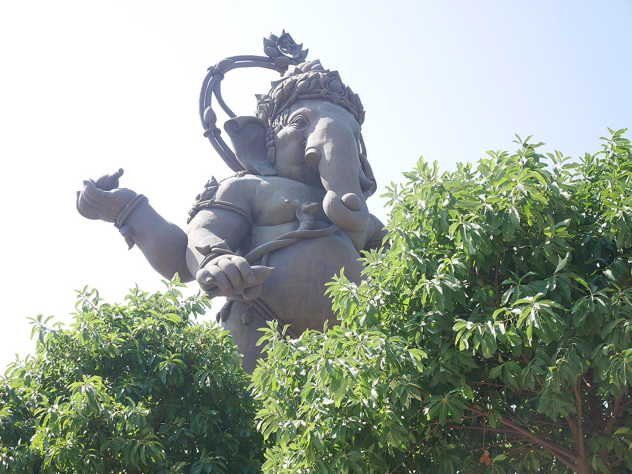 อุทยานพระพิฆเนศคลองเขื่อน (พระพิฆเนศยืน) ฉะเชิงเทรา