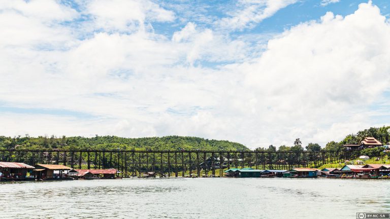 สะพานมอญ กาญจนบุรี